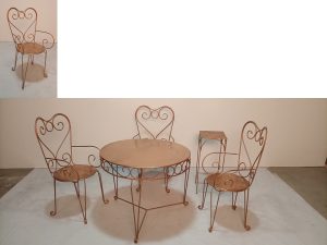 Heart Iron Table and chair